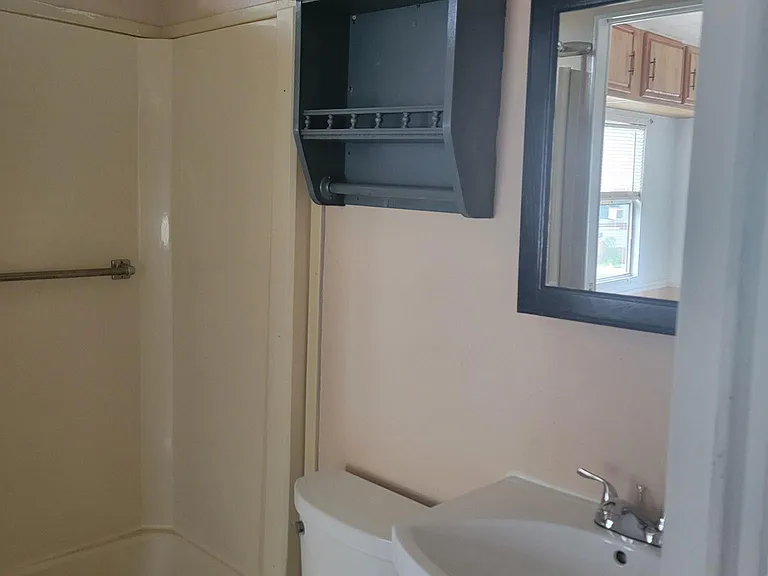1720 NW 38th Ave #3B — Photo 4