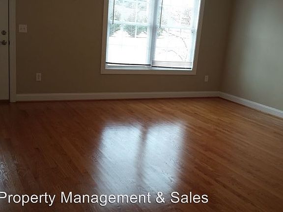 4th image of 428 Miller St SE