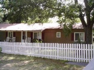 77 Staats Rd, Fredericksburg, TX 78624