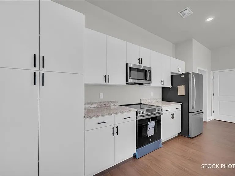 1038 Homestead Way St — Photo 11