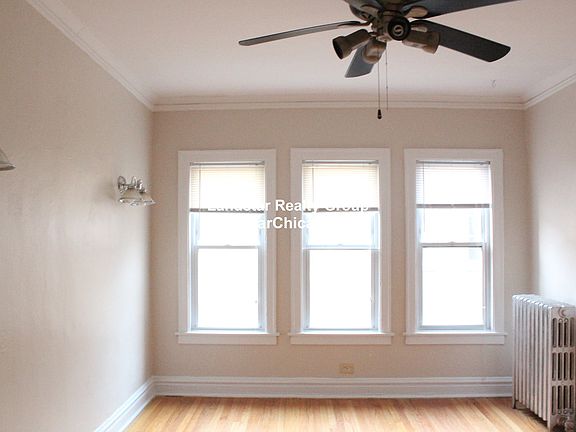 4th image of 4931 N Whipple St APT 3E