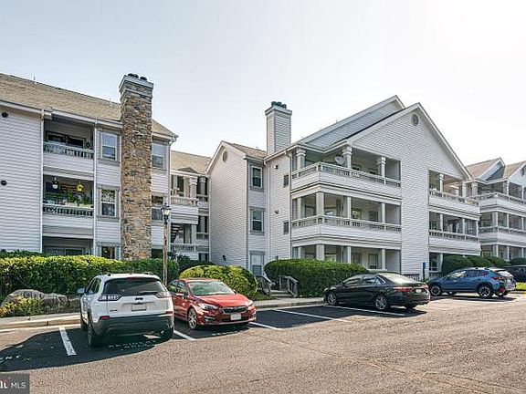 2nd image of 4405 Fair Stone Dr APT 303
