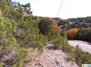 925 Flaman Rd, Canyon Lake, TX 78133