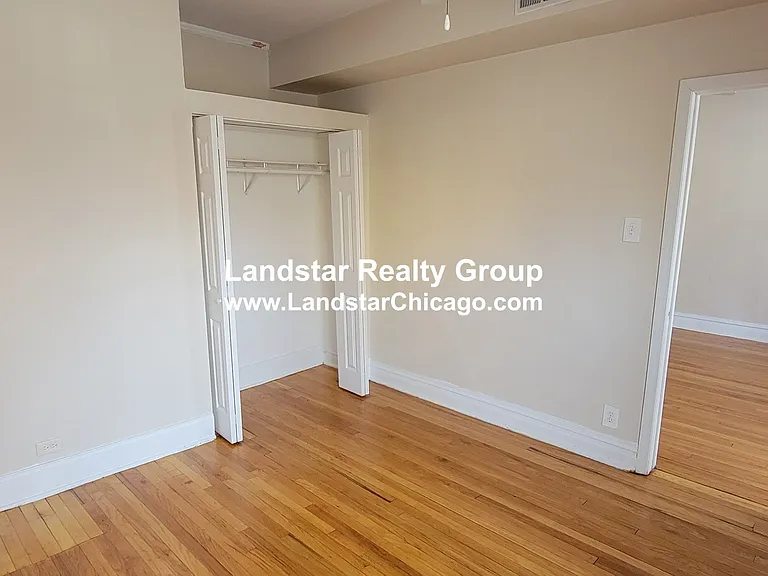 4457 N Maplewood Ave #2 — Photo 4