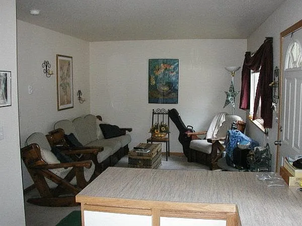 600 S Howes St — Photo 4