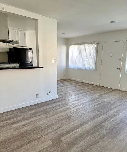 4901 Laurel Canyon Blvd #5Q — Photo 9