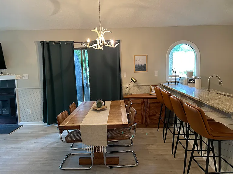 2209 Tanners Rdg — Photo 3