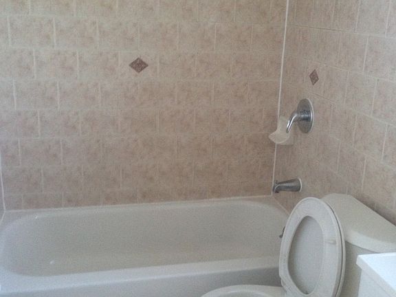 5th image of 114-15 Mexico St #A