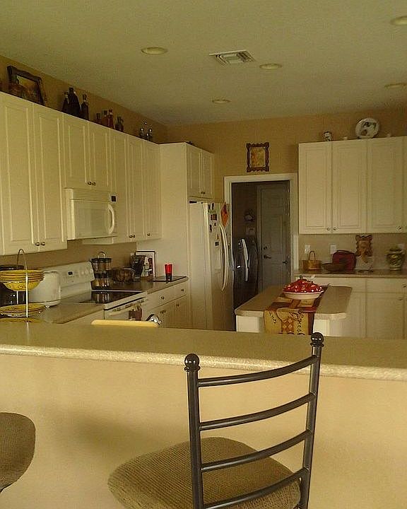 2nd image of 1755 SW Newport Isles Blvd