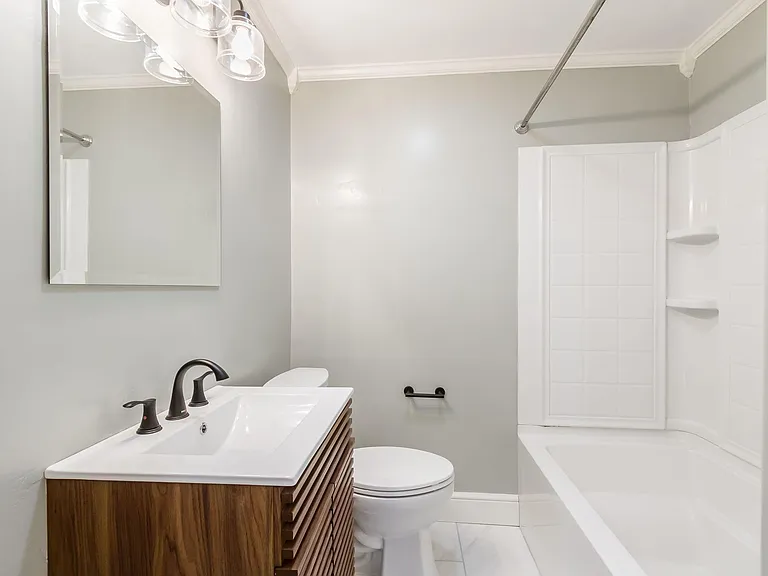 345 Colebourne Rd — Photo 21