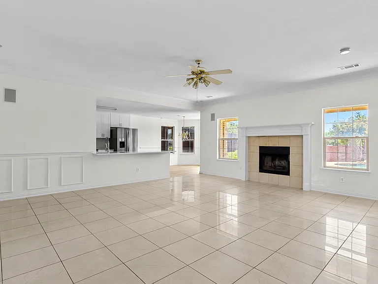 1611 Watson Dr — Photo 8