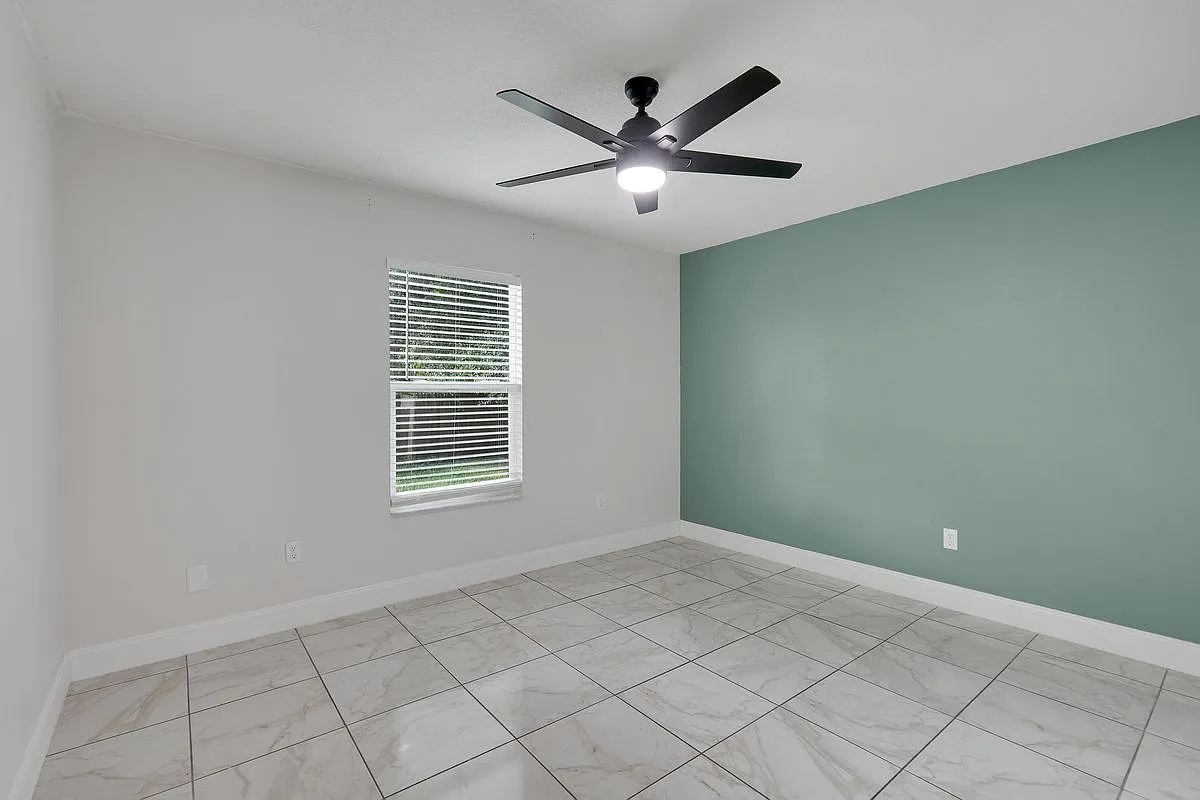 3 bed, 2.0 bath, 1252 sqft, $1,650 — Photo 4