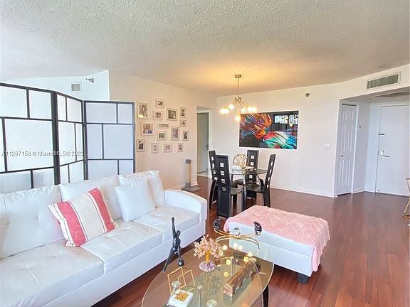 2nd image of 3300 NE 191st St APT 706