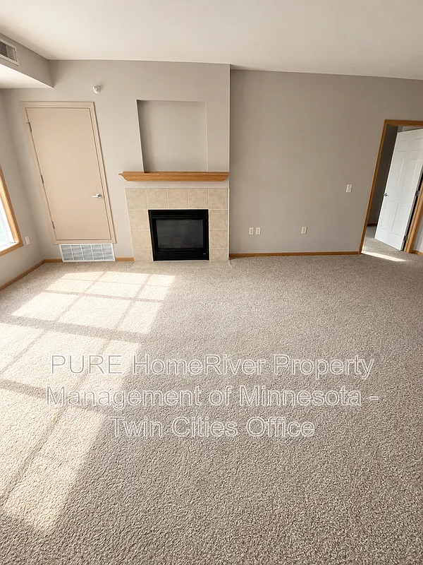 2 bed, 2.0 bath, $1,675 — Photo 2