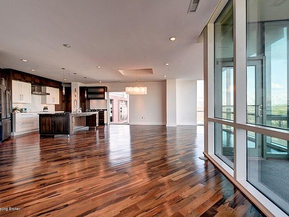 3rd image of 222 Witherspoon St #307