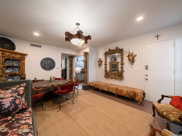 7707 Broadway #19A, San Antonio, TX 78209