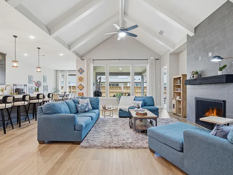 28065 Willow Glen Dr — Photo 11