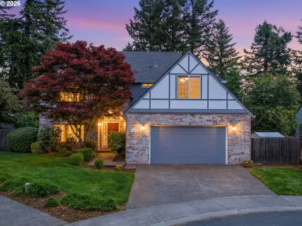 2325 SW Huber Ct, Portland, OR 97219
