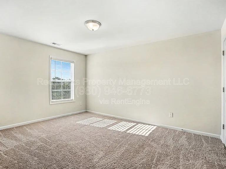 1569 Cambria Ct — Photo 28