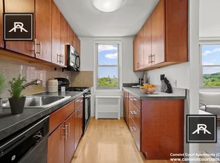 13 Camelot Ct #11-7L, Brighton, MA 02135