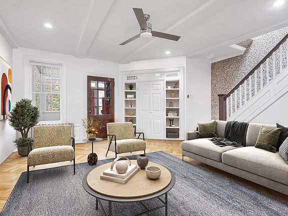 3rd image of 806 Foster Ave