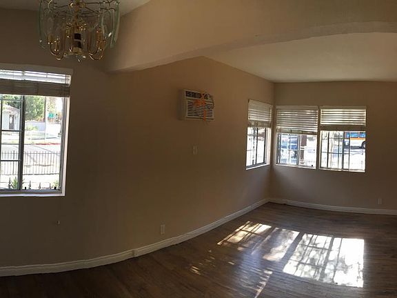 5th image of 6405 Blewett Ave