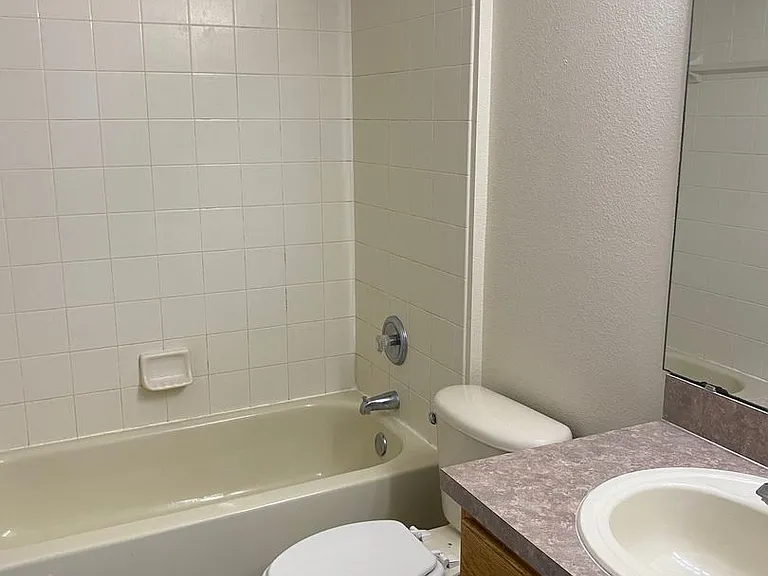 1201 Cedarwood Way — Photo 10