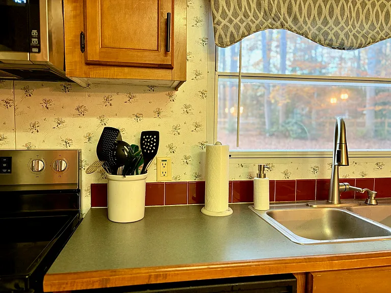 58 Forest Ct — Photo 11