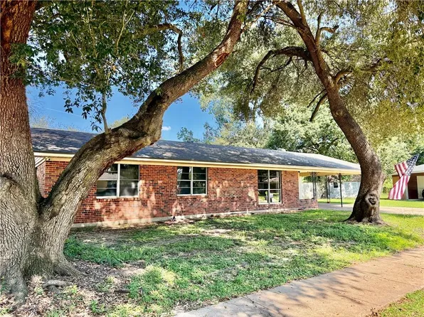 5620 W Circle Dr, Alexandria, LA 71301