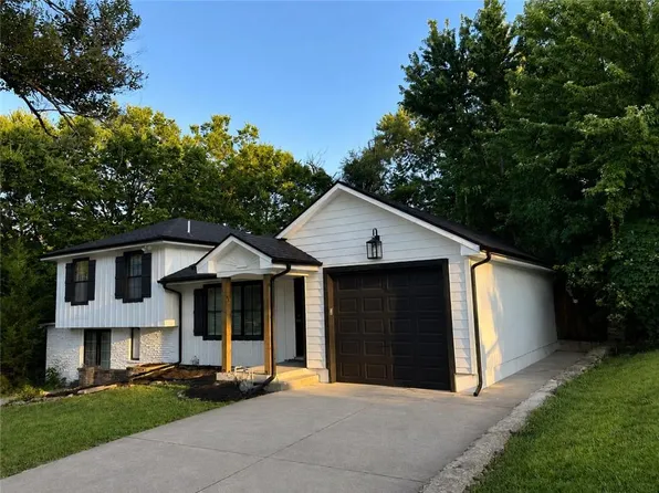 6105 E 96th Ter, Kansas City, MO 64134