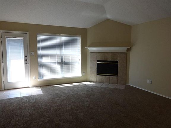 4th image of 5003 Diamond Springs Ct