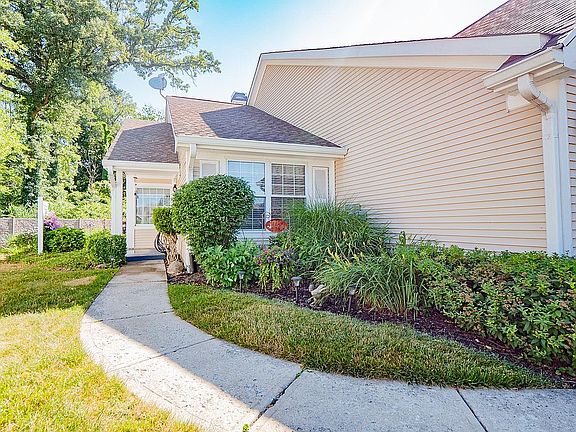 2nd image of 8236 Crook Dr N