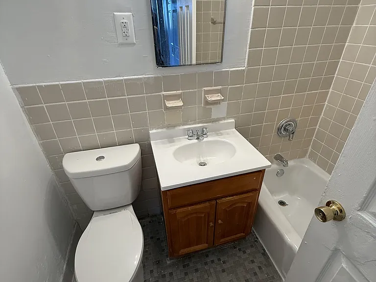 510 Quincy St #B — Photo 11