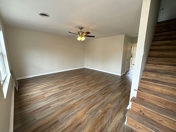 5th image of 119 E Inskip Dr N