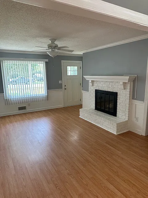 Building Photo - 3815 Memory Ln