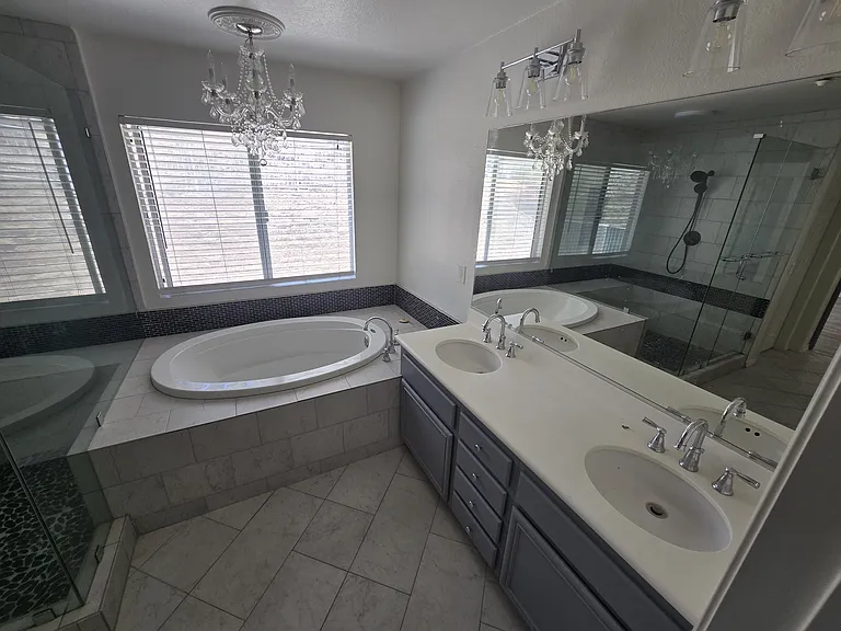2136 Pointe Pkwy — Photo 11