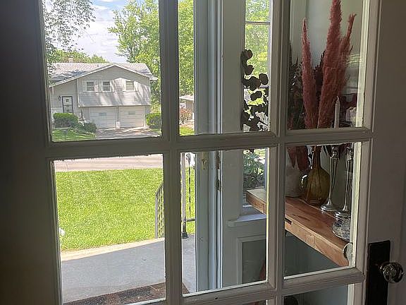 Entryway ahead of foyer