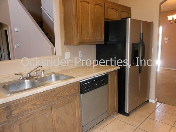 3rd image of 909 Kipuka Dr NW