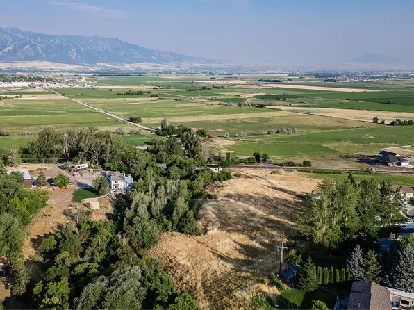 440 N 600 E, Hyrum, UT 84319