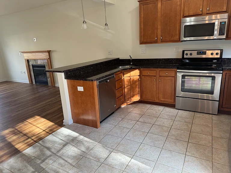 71 Schoolhouse Rd — Photo 6