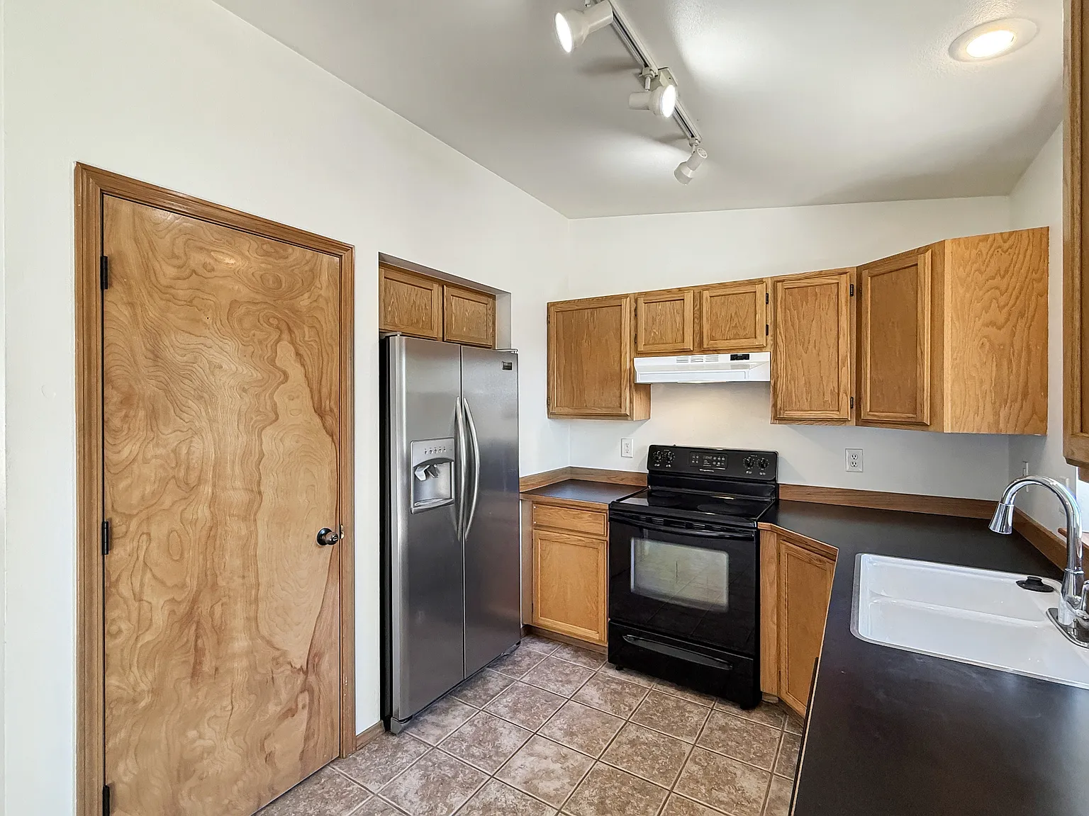 2565 N Stagecoach Dr - 1 — Photo 4