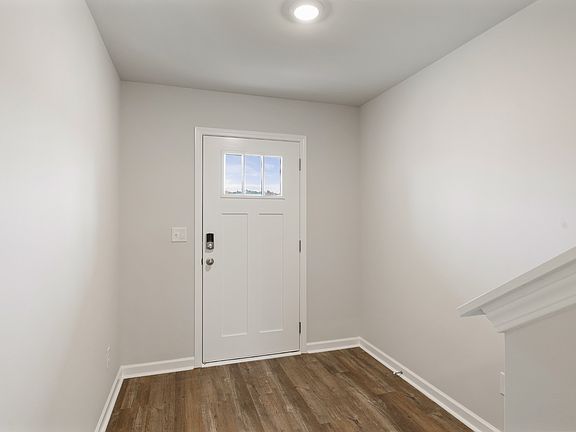 5th image of 130 Mattie Ct