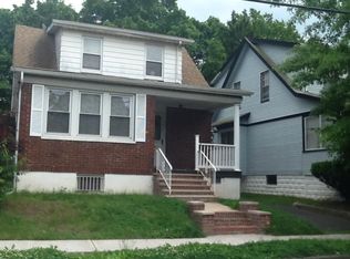 150 Richelieu Ter, Newark, NJ 07106
