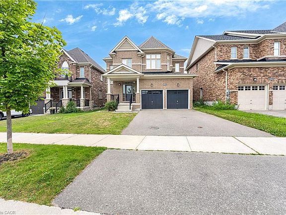 3rd image of 1149 Upper Thames Dr