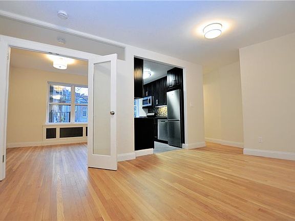 5th image of 125 Christopher St APT 3J