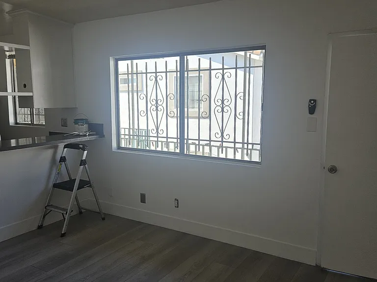 1207 S Catalina St #2 — Photo 4