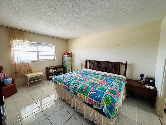 5th image of 4451 NW 16th Street #k308