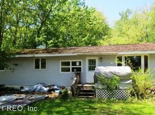 17 26th St, Constantia, NY 13044