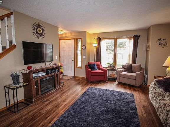 5th image of 1531 SE 60th Ct
