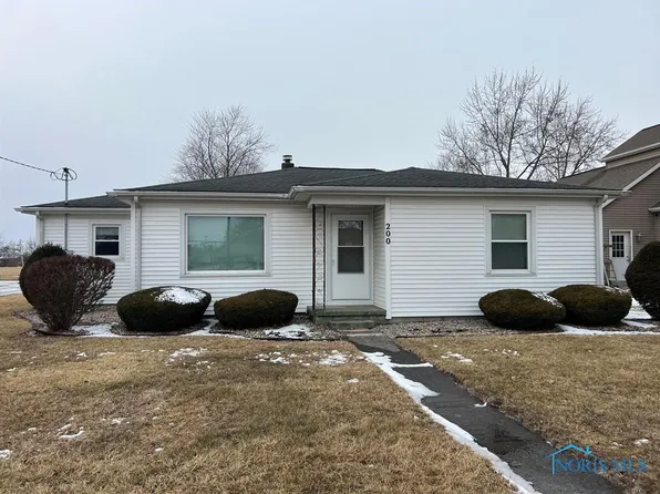 200 S Rock St, Sherwood, OH 43556